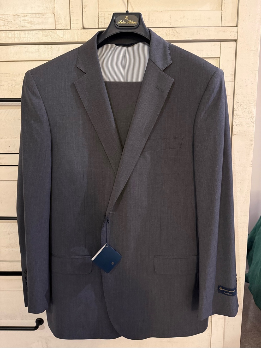 Brooks Brothers Men's Classic Charcoal Gray Single-Breasted Suit